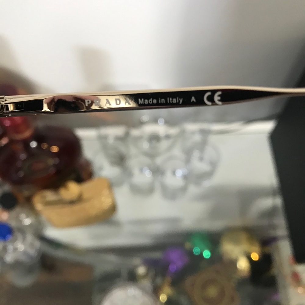 Prada High Fashion Glasses - Picture 4 of 8